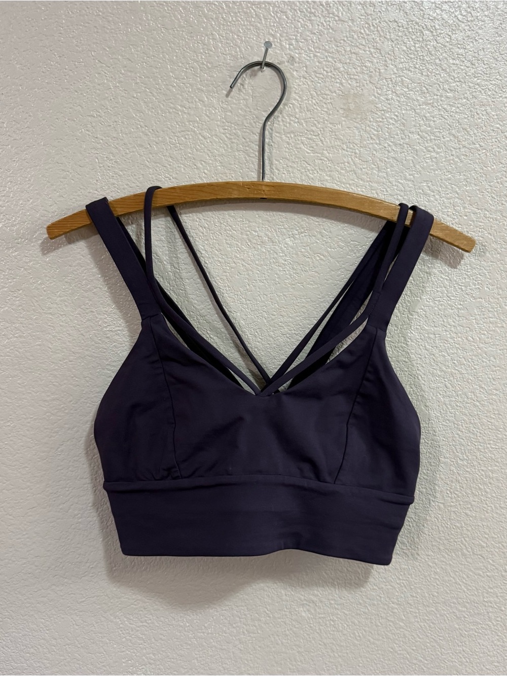 Lululemon Pushing Limits Strappy Sports Bra - Deep Purple